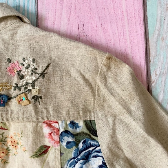 Floral Beige linen lightweight button down Jacket - Picture 12 of 12